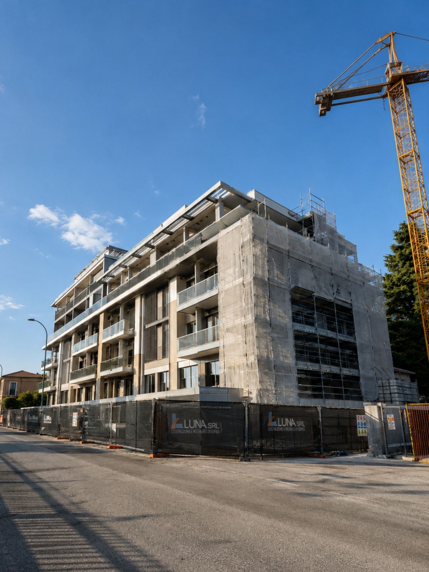 Luna SRL